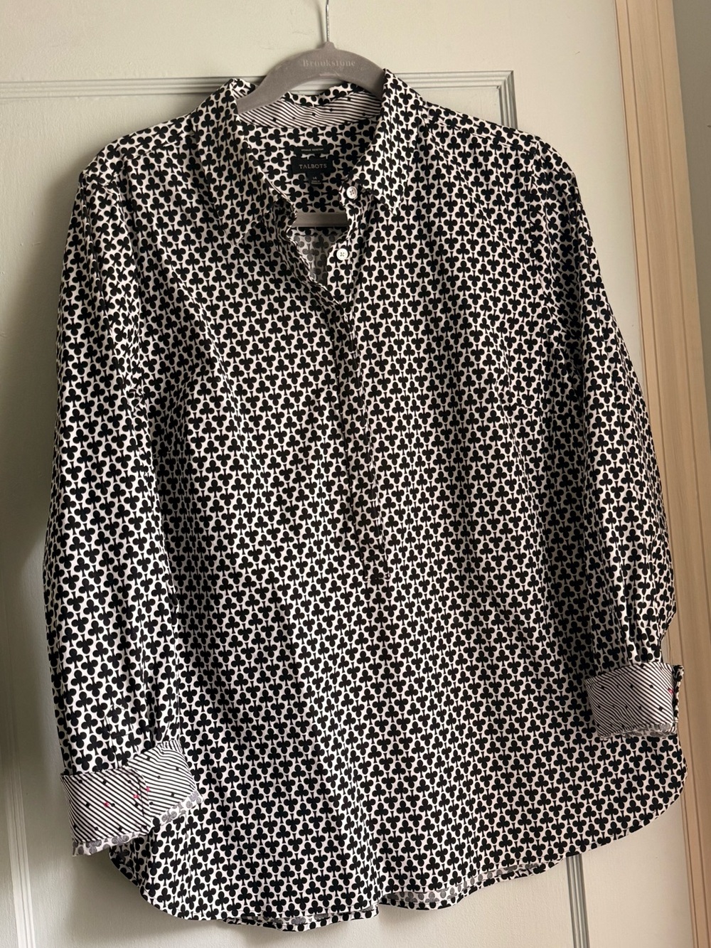Talbots Spade ♠️ Print Contrast Cuff Wrinkle Resistant Popover, Size 14